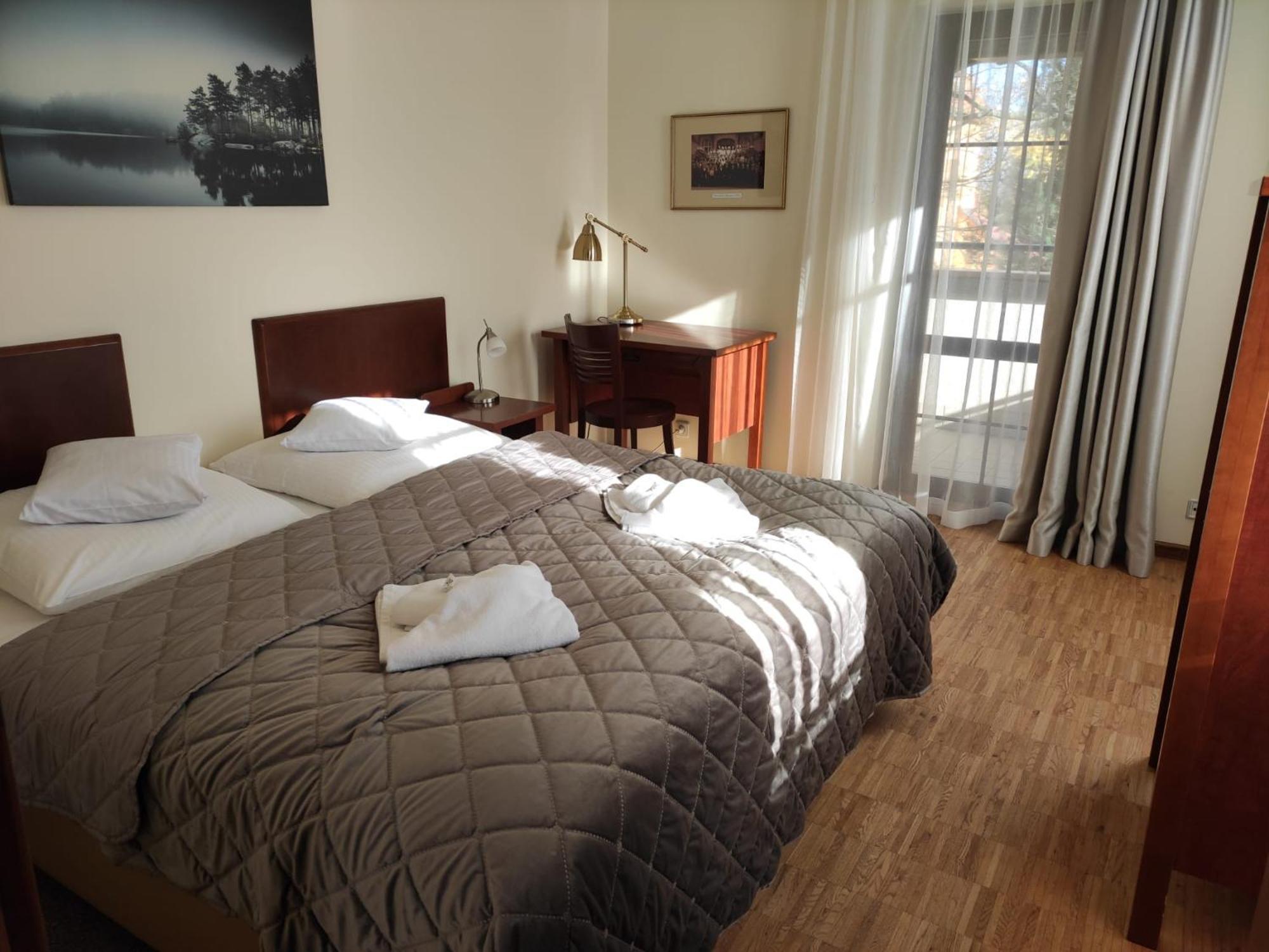 Jasny Dwor Hotel Polanica-Zdrój Kültér fotó