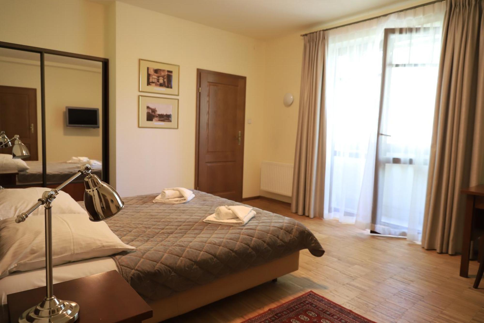 Jasny Dwor Hotel Polanica-Zdrój Kültér fotó